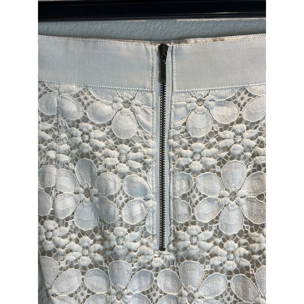 Loft , Off White Floral Lace Short Skirt, 10P - Picture 4 of 6